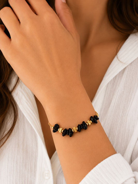 Bracelet Noir Élégance – Acier inoxydable doré & pierres noires