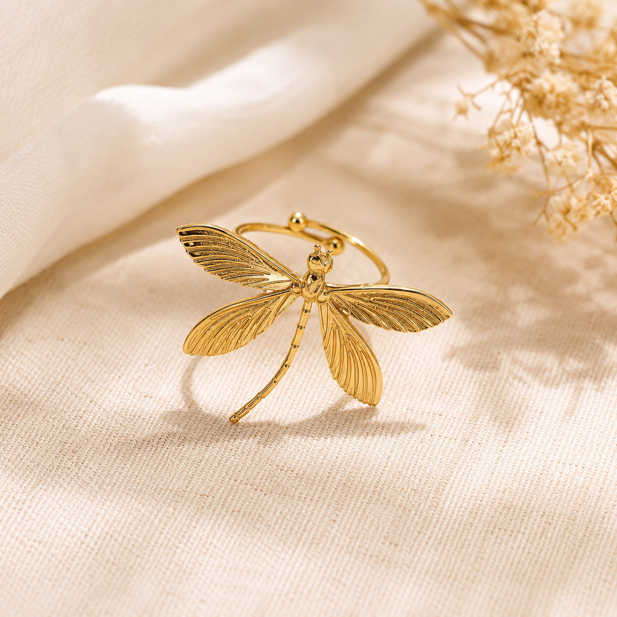 Bague Libellule Dorée Ajustable – Acier Inoxydable